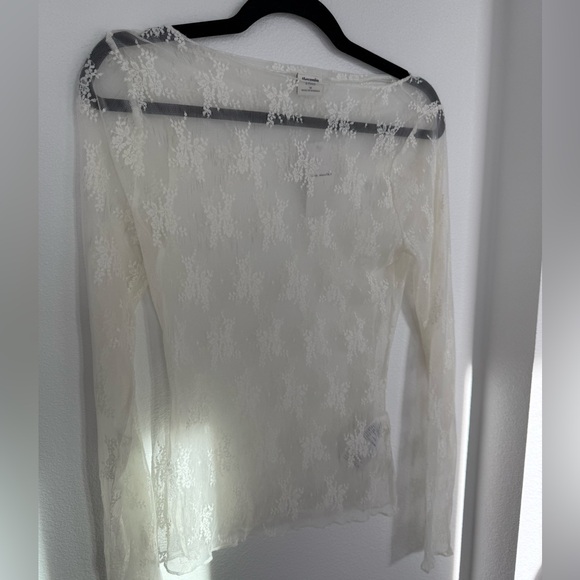 Abercrombie & Fitch Sheer Lace Long Sleeve Top – White - Picture 3 of 5